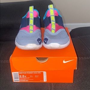 DO SNEAKERS LAST LONGER IF YOU WEAR THEM DO SNEAKERS LAST LONGER IF YOU WEAR THEM